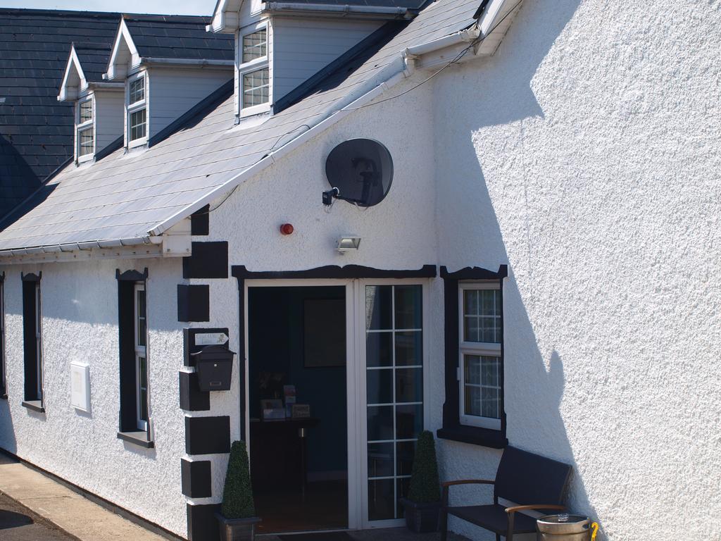 The River House Dungloe Bagian luar foto