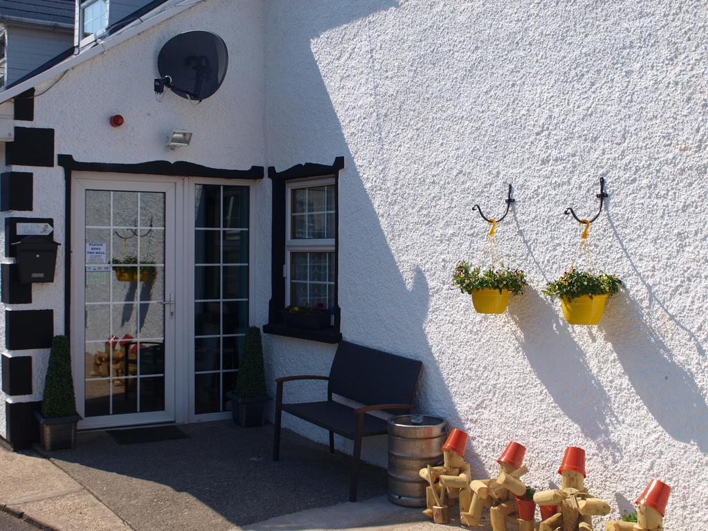 The River House Dungloe Bagian luar foto