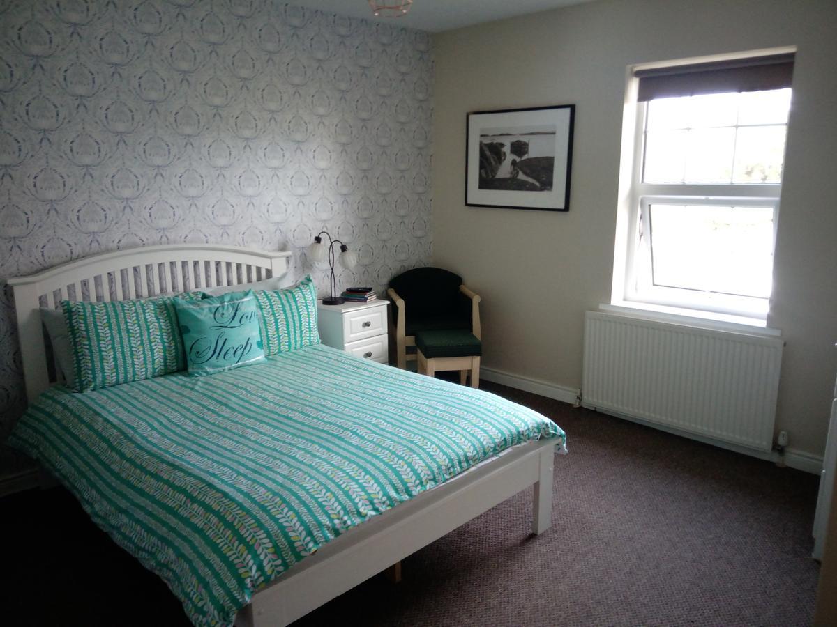 The River House Dungloe Bagian luar foto