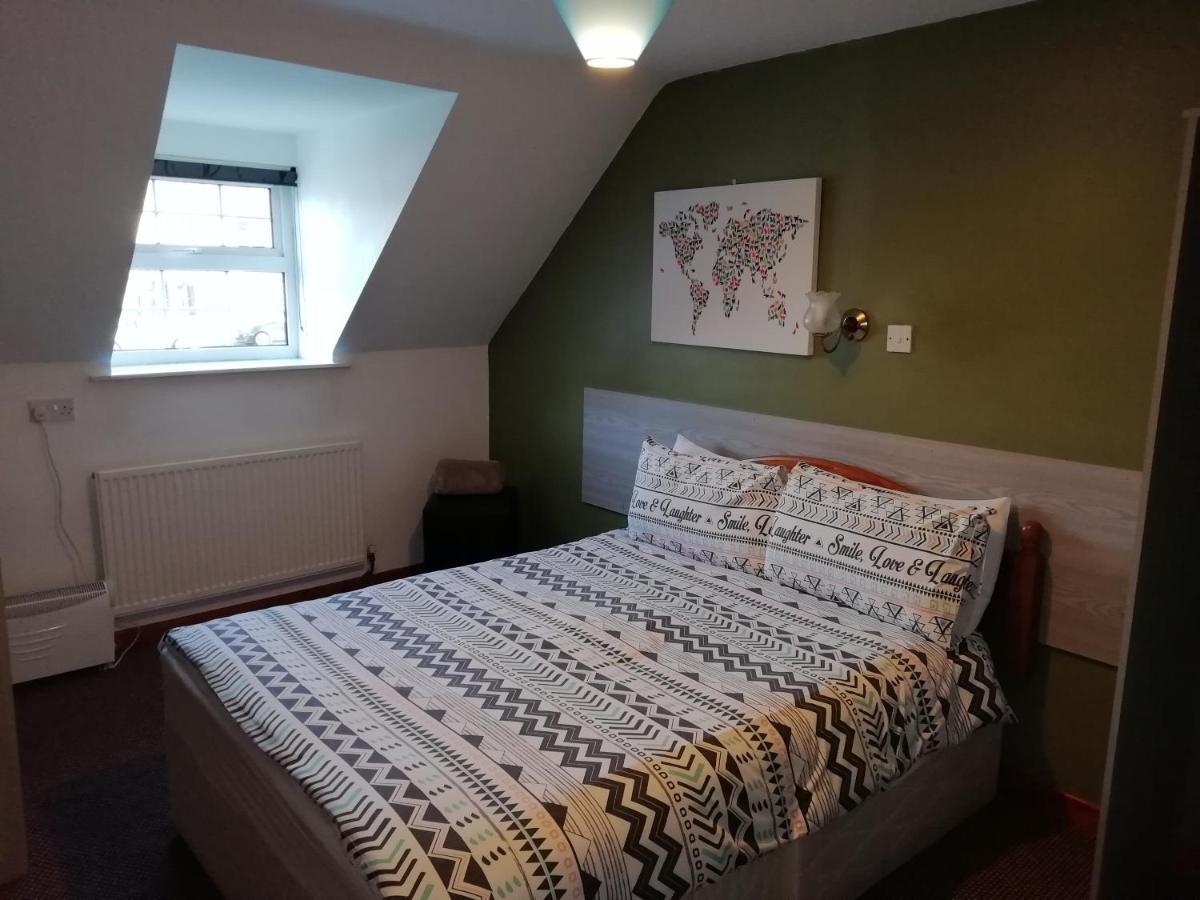 The River House Dungloe Bagian luar foto